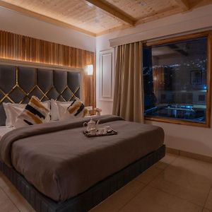 Perfectstayz Paradise Near Bhatta Falls